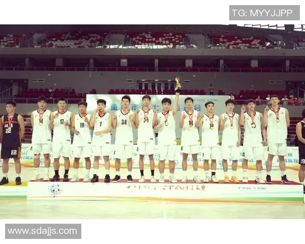 重庆篮球队比赛经验的创新与变革引发热议探讨